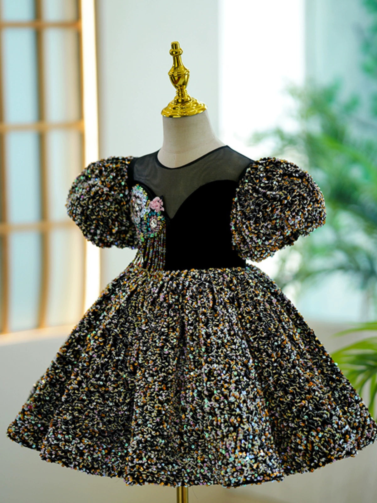 Black Sequined Ball Gown Dress for Girls – Short Sleeve Knee Length Party Dress