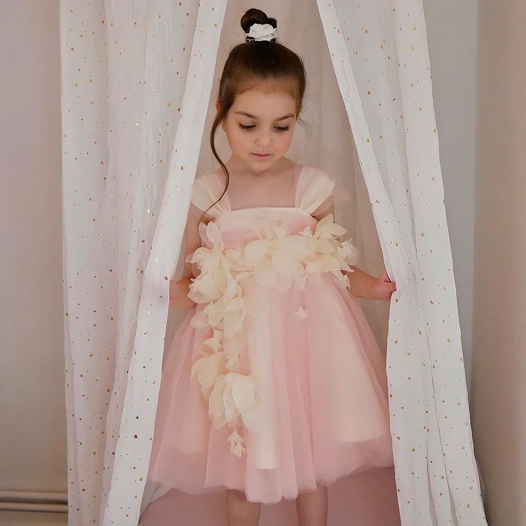 Tulle A-Line Flower Girl Dress Square Neck Sleeveless Flowers