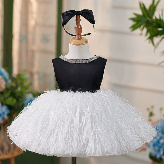 Sleeveless Black Ball Gown for Girls – Sequin & Bow Puffy Dress for Parties & Special Occasions