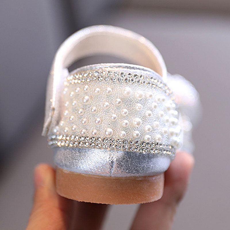 Sparkly Block Heel Closed-Toe Flower Girl Shoes with Pearls & Bows – Party & Occasion Dress Sandals
