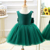 Robe de demoiselle d'honneur verte coupe trapèze avec nœud et volants