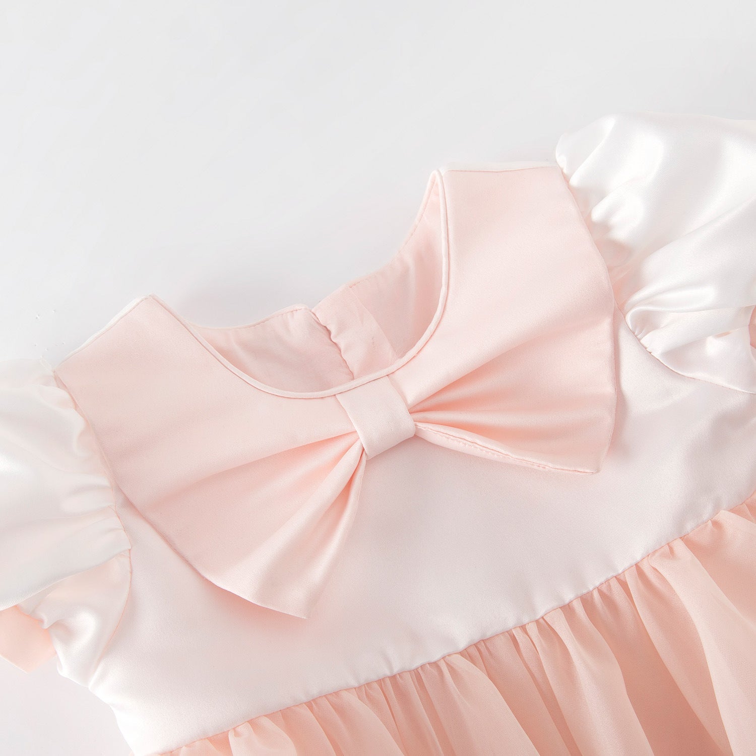 Pink Princess Flower Girl Dress with Organza Puff Sleeves