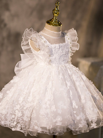 Princess Lace Flower Girl Dress with Sleeveless Design & Flowers