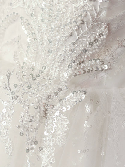 Princess White Lace Back Zip Baptism Lace Tea Length Short Sleeve Puff Sleeve Round Flower Girl Dress
